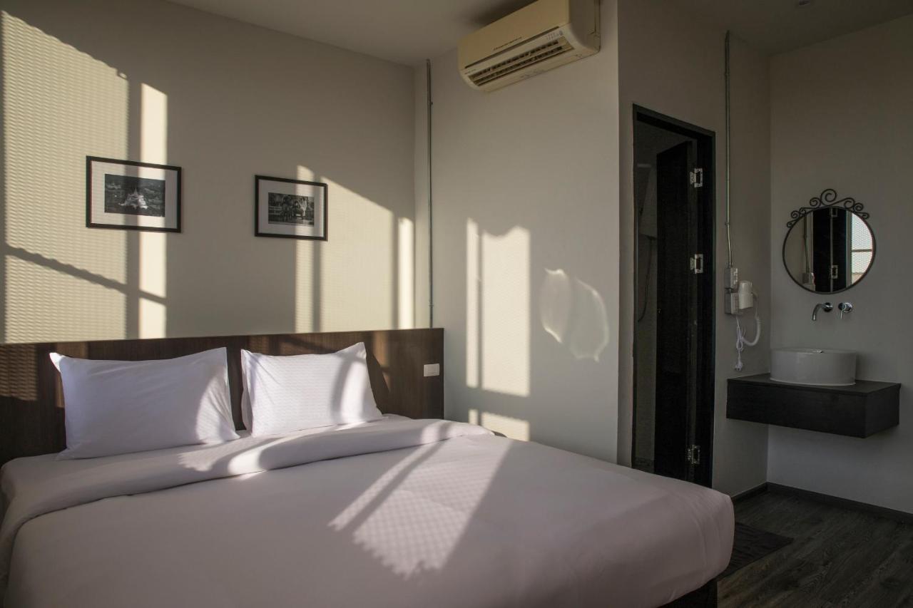Tim Mansion Hotel Bangkok Exterior photo