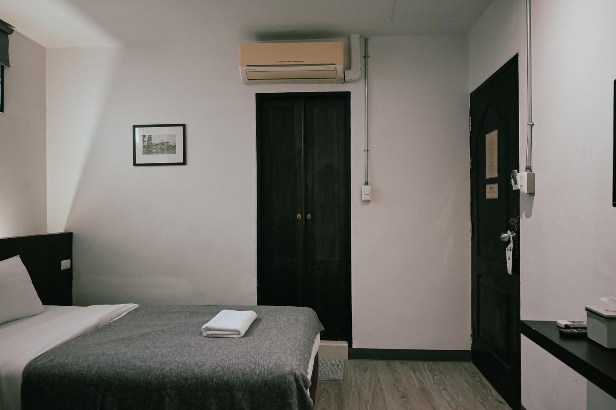 Tim Mansion Hotel Bangkok Exterior photo